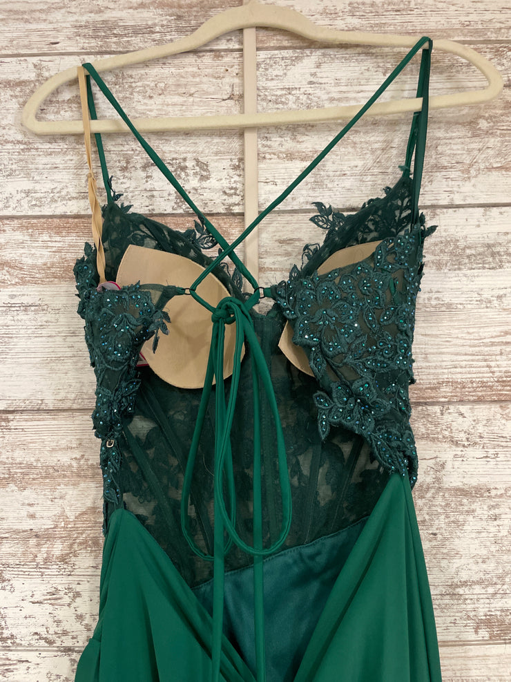 GREEN LONG EVENING GOWN (NEW)