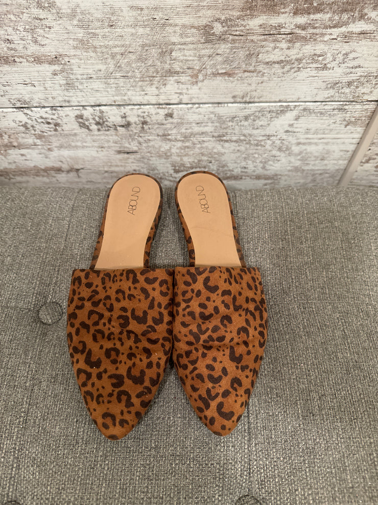 BROWN ANIMAL PRINT SLIDES