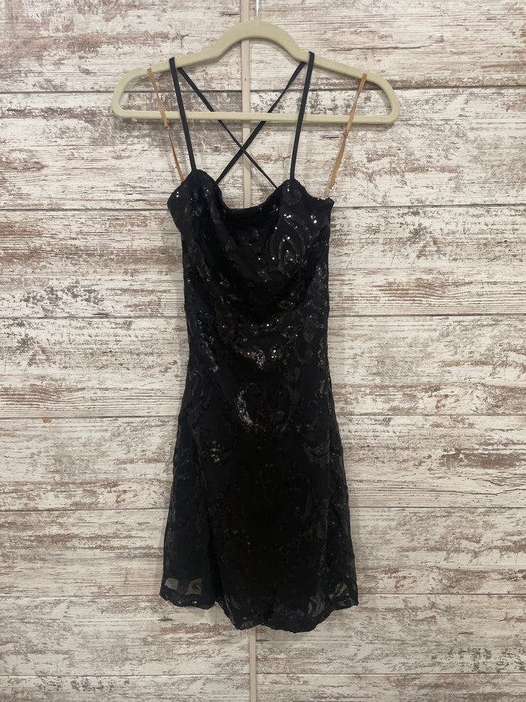 BLACK SPARKLY SHORT DRESS