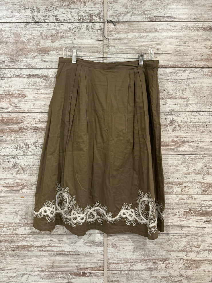 TAN/WHITE 100% COTTON SKIRT