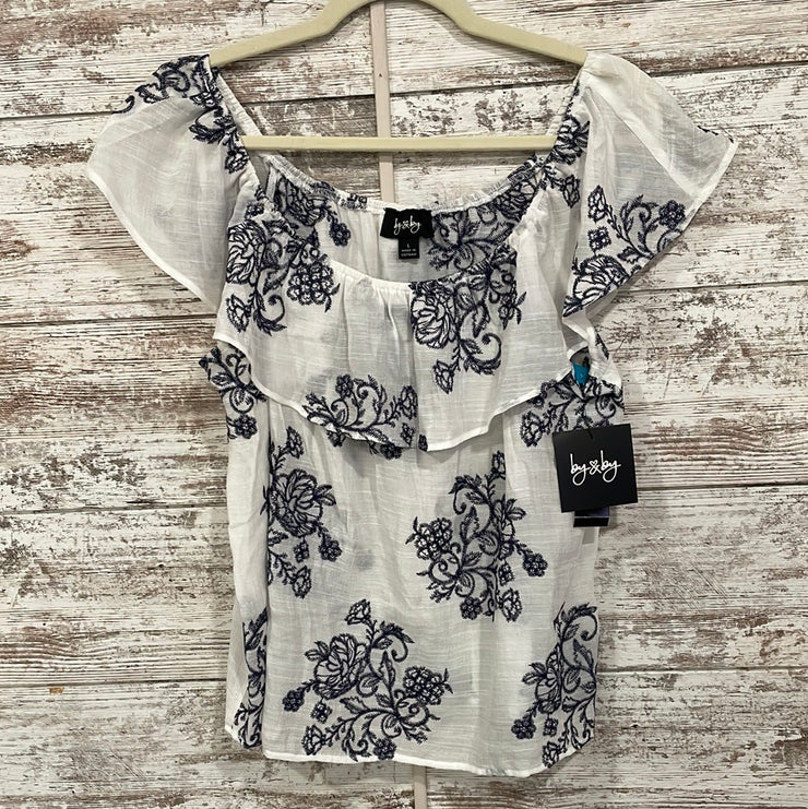 WHITE/NAVY SHEER TOP (NEW) $44