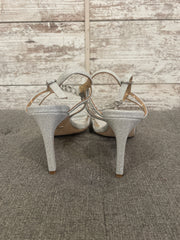 SILVER SPARKLY HEELS (NEW)