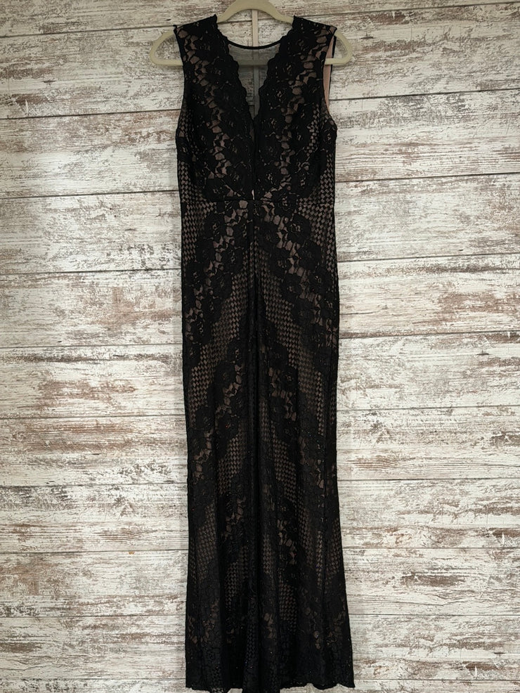 BLACK/NUDE LACE LONG DRESS Savvy Seconds Boutique BLACK/NUDE LACE LONG DRESS Savvy Seconds Boutique