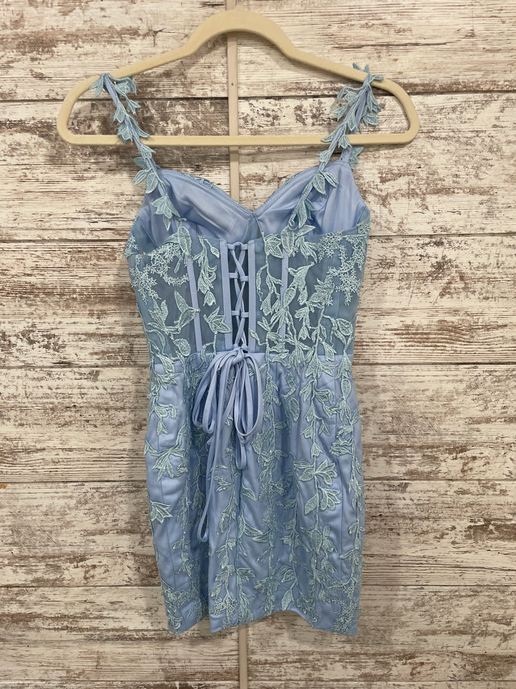 BLUE/FLORAL SHORT DRESS