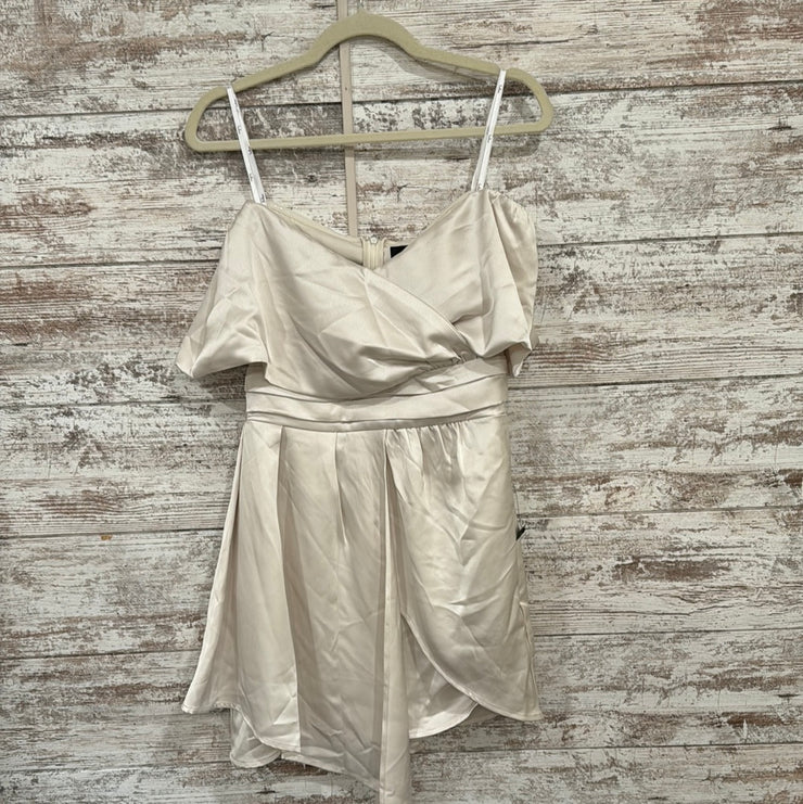 TAN SHORT DRESS (NEW) $89