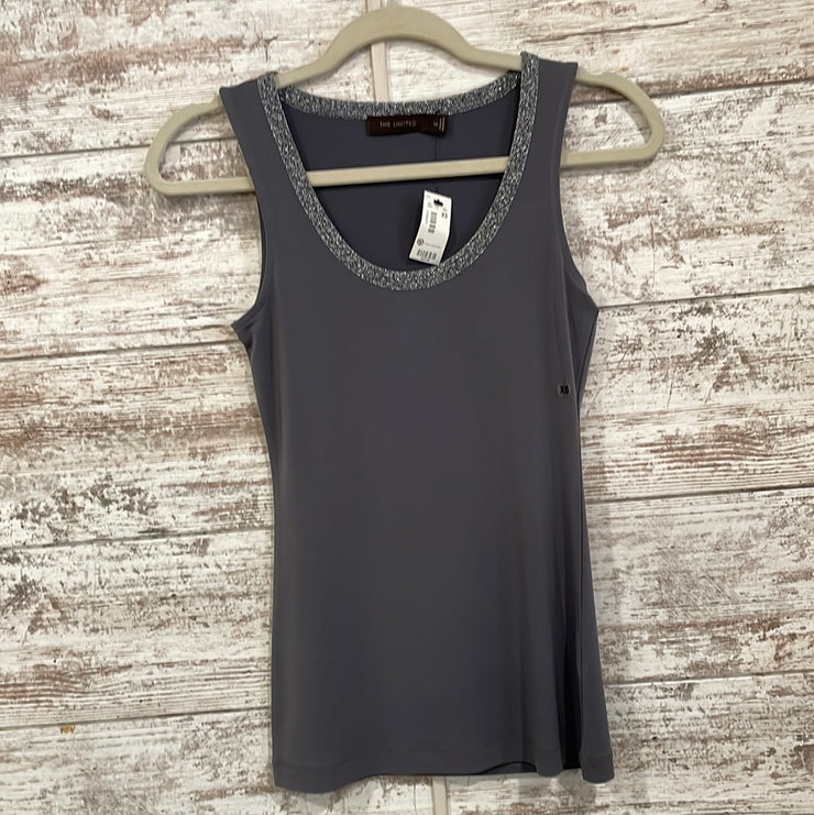 GRAY SLEEVELESS TOP (NEW)