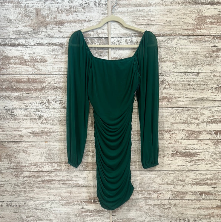 GREEN LONG SLEEVE SHORT DRESS