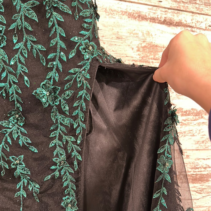 GREEN/BLACK FLORAL MERMAID