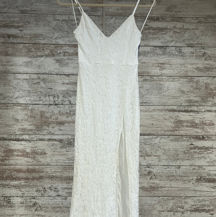 WHITE LACE LONG DRESS