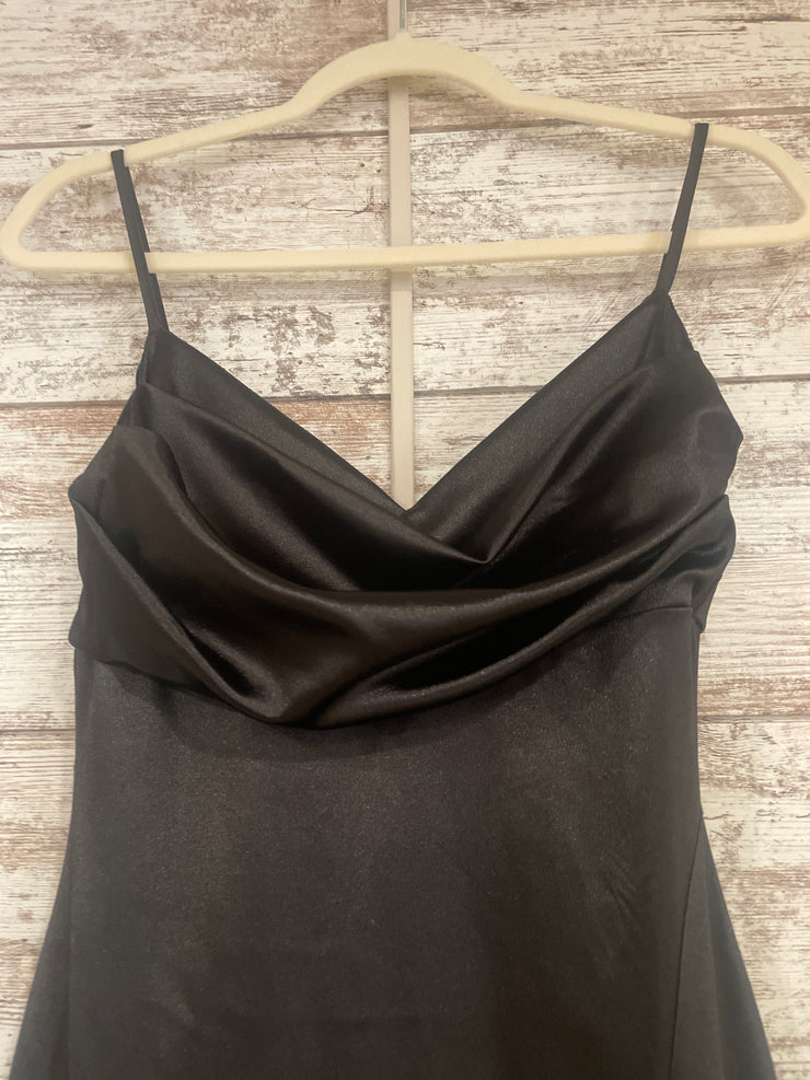 BLACK LONG EVENING GOWN