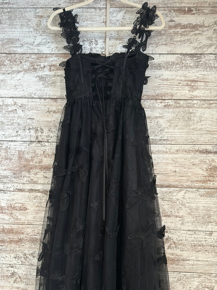 BLACK/FLORAL A LINE GOWN (NEW)