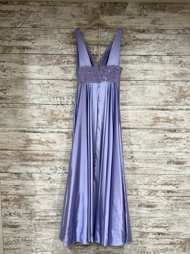 LAVENDER LONG EVENING GOWN