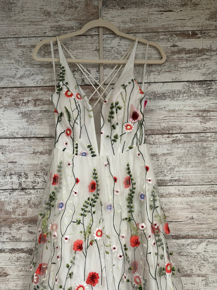 WHITE/FLORAL A LINE GOWN