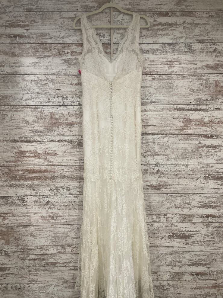 WHITE WEDDING GOWN