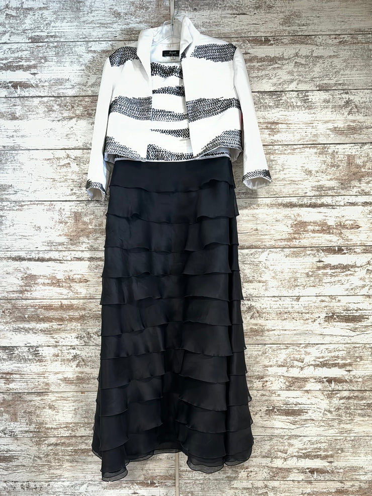 BLACK/WHITE LONG DRESS $4,200