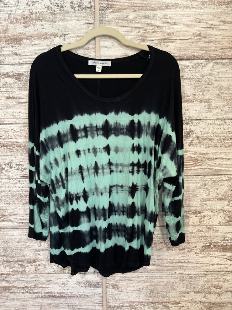 BLACK/GREEN LONG SLEEVE TOP