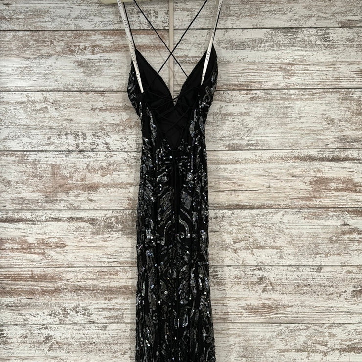 BLACK/SILVER LONG EVENING GOWN