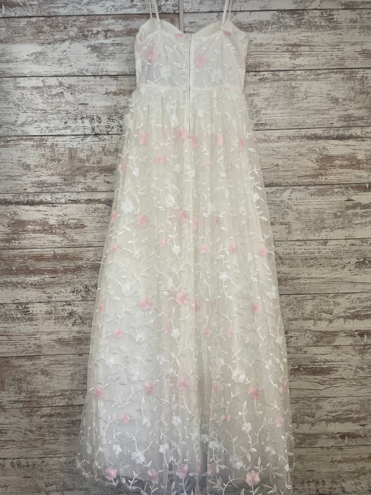 WHITE/PINK FLORAL A LINE (NEW)