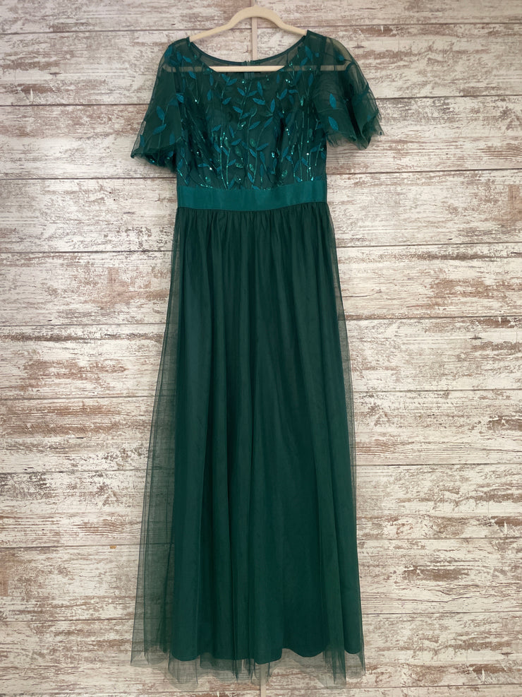 GREEN/FLORAL A LINE GOWN (NEW)