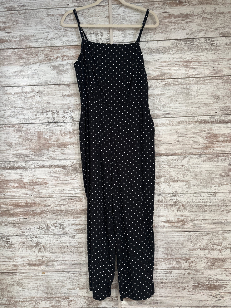 BLACK/WHITE JUMPER (NEW) $40