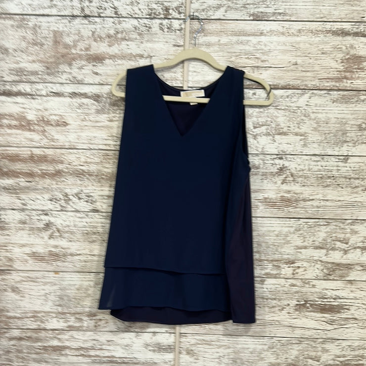 NAVY SLEEVELESS TOP