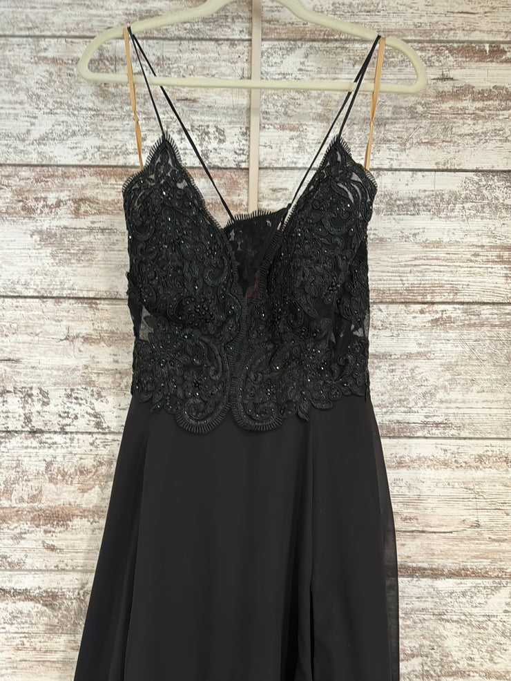 BLACK LONG EVENING GOWN