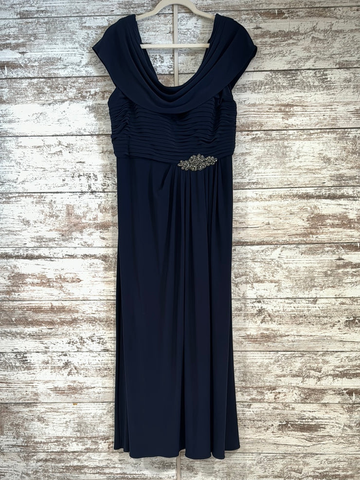 NAVY LONG EVENING GOWN