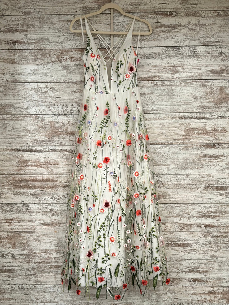 WHITE/FLORAL A LINE GOWN