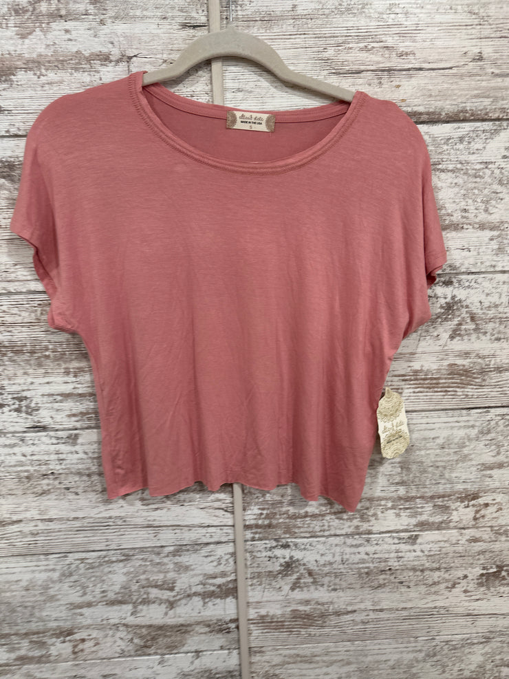 PINK CROP TOP (NEW) $40