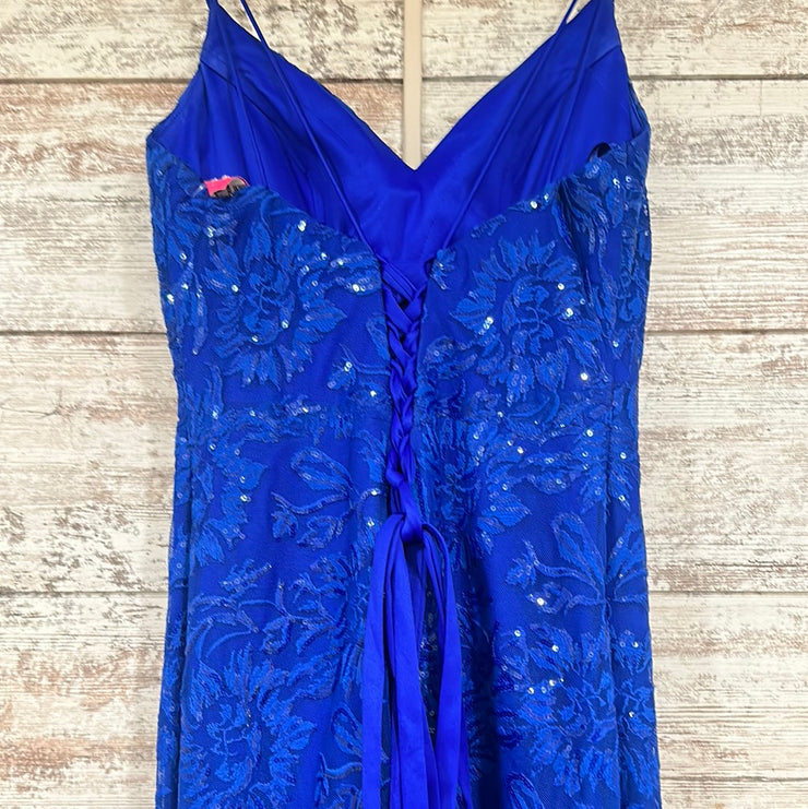 ROYAL BLUE LONG EVENING GOWN