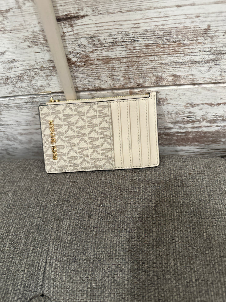 IVORY CARD CASE (NEW) $188