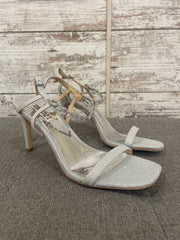 SILVER SPARKLY HEELS (NEW)