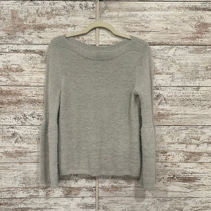 GRAY SOFT SWEATER
