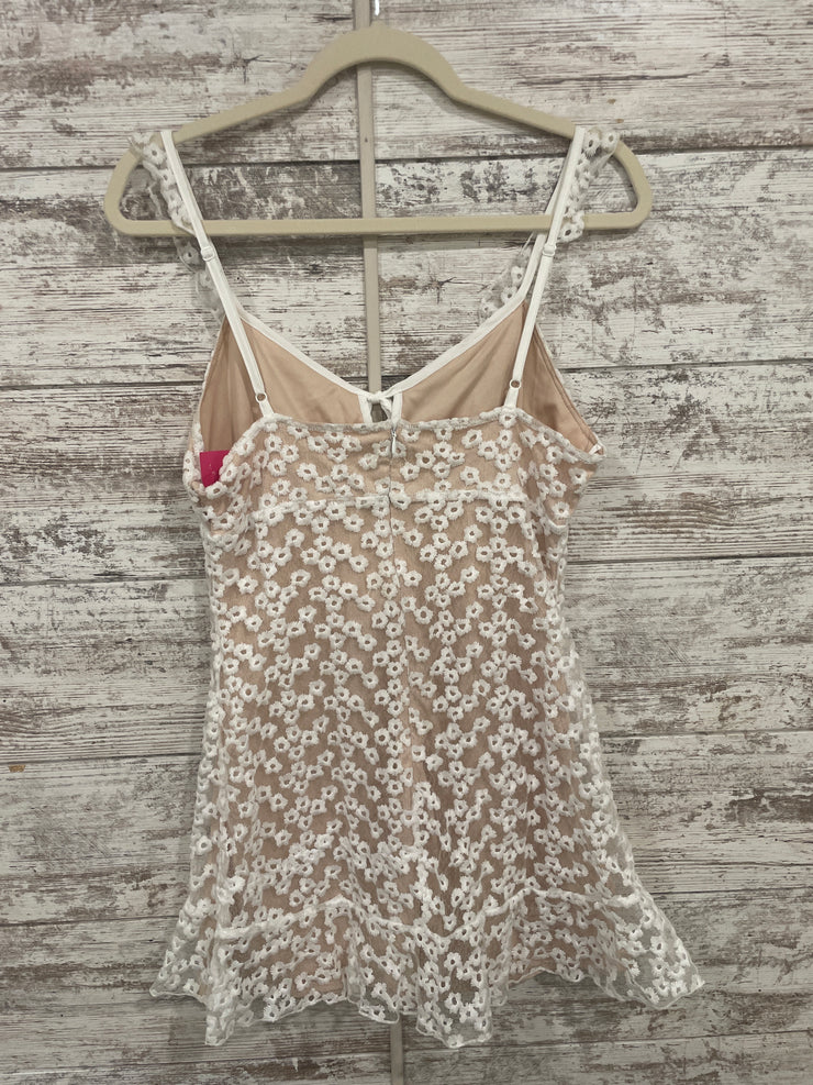 WHITE/FLORAL SHORT DRESS