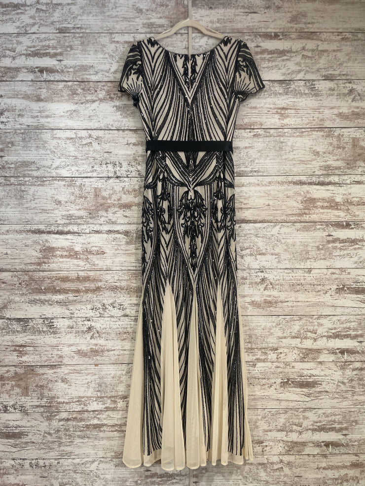 BLACK/IVORY LONG DRESS (NEW)
