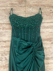 GREEN LONG EVENING GOWN