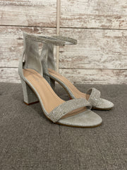 SILVER SPARKLY HEELS