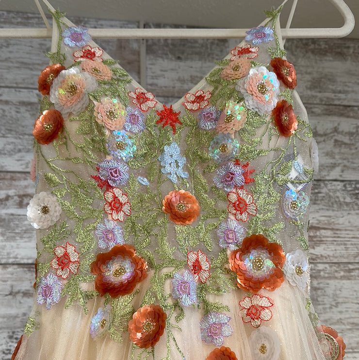 TAN/FLORAL PRINCESS GOWN
