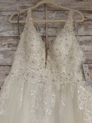 WHITE WEDDING GOWN (NEW) $1920