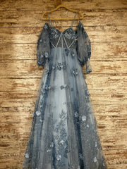 BLUE/FLORAL W/SLEEVE GOWN $798