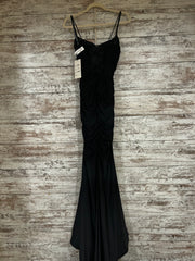 BLACK LONG EVENING GOWN (NEW)