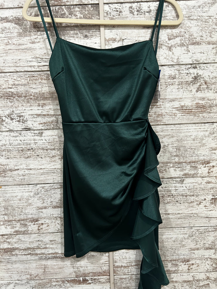 GREEN SHORT DRESS