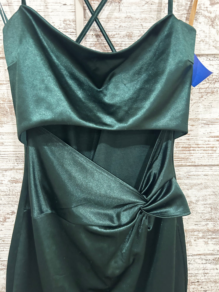 GREEN SHORT DRESS
