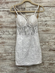 WHITE SHORT DRESS (NEW)
