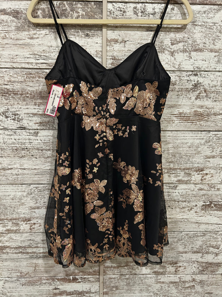 BLACK/GOLD SHORT DRESS