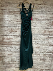 GREEN LONG EVENING GOWN