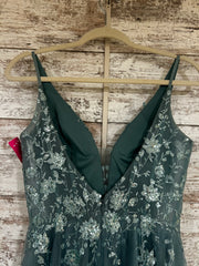 GREEN/FLORAL SPARKLY A LINE