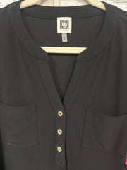 BLACK SHORT SLEEVE TOP
