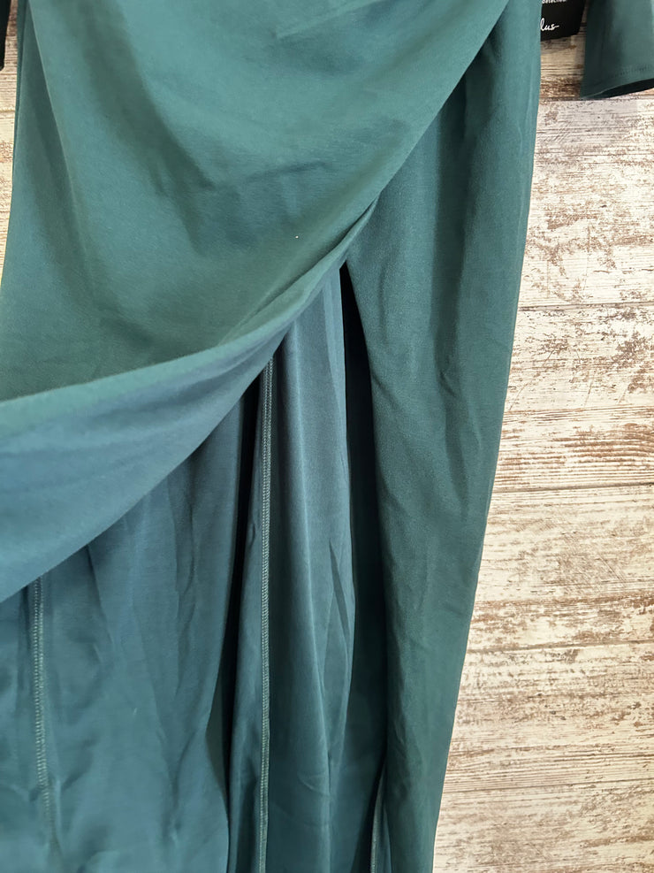 GREEN LONG DRESS (NEW)