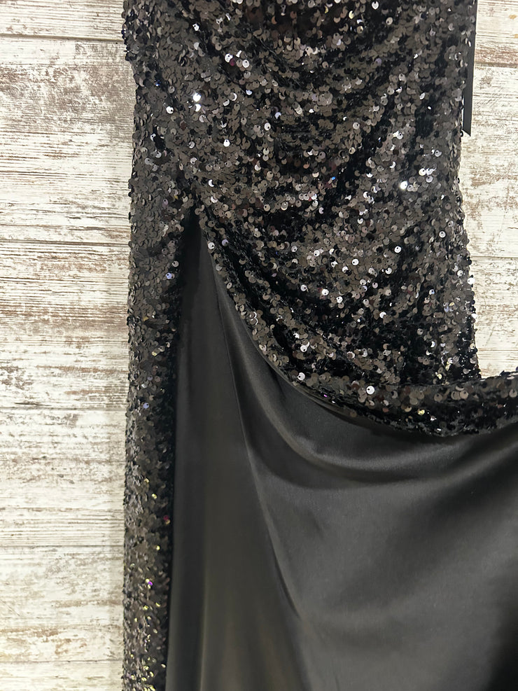 BLACK SEQUIN LONG EVENING GOWN